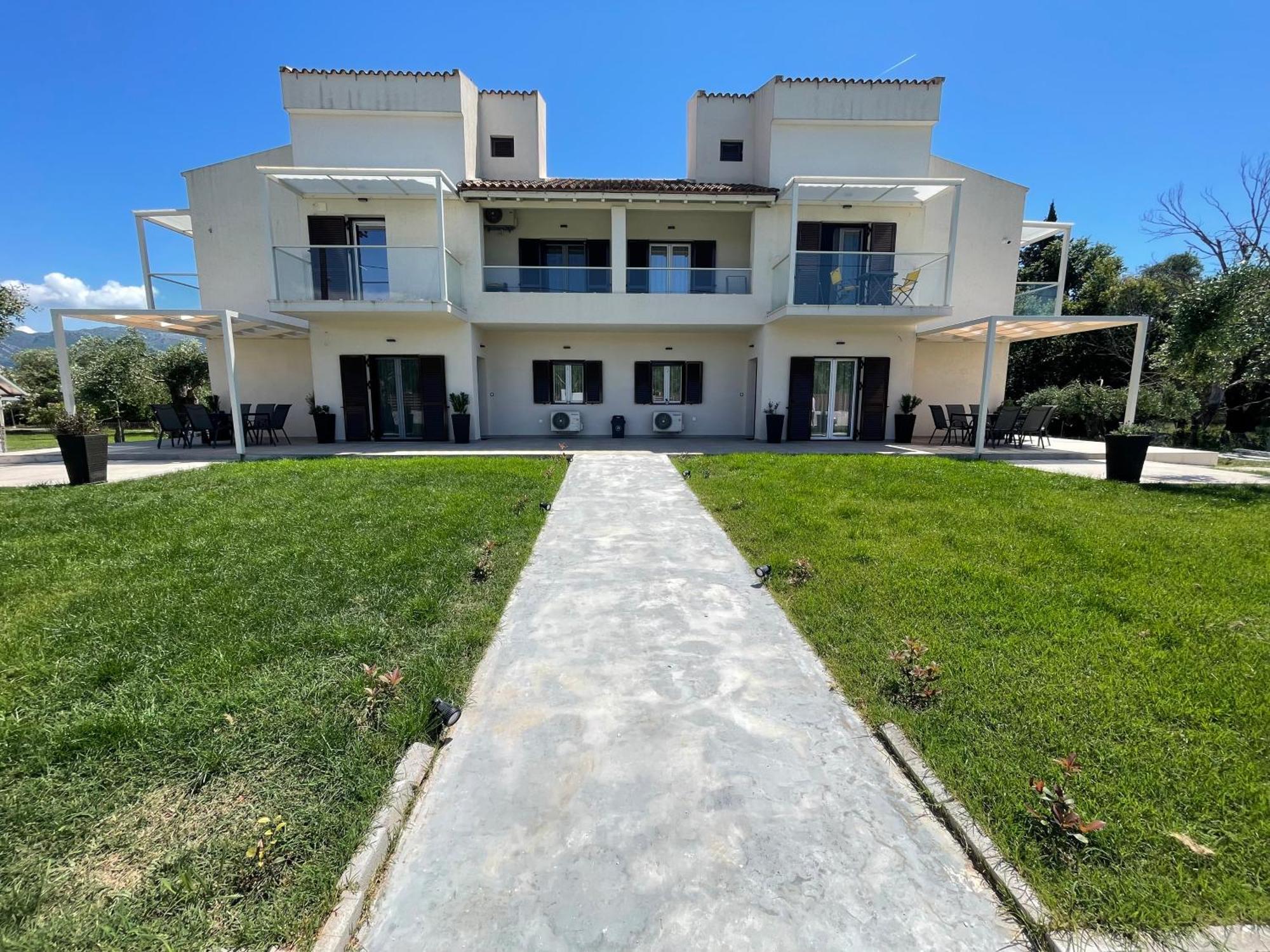 Villa Rodelia 1 Roda  Buitenkant foto