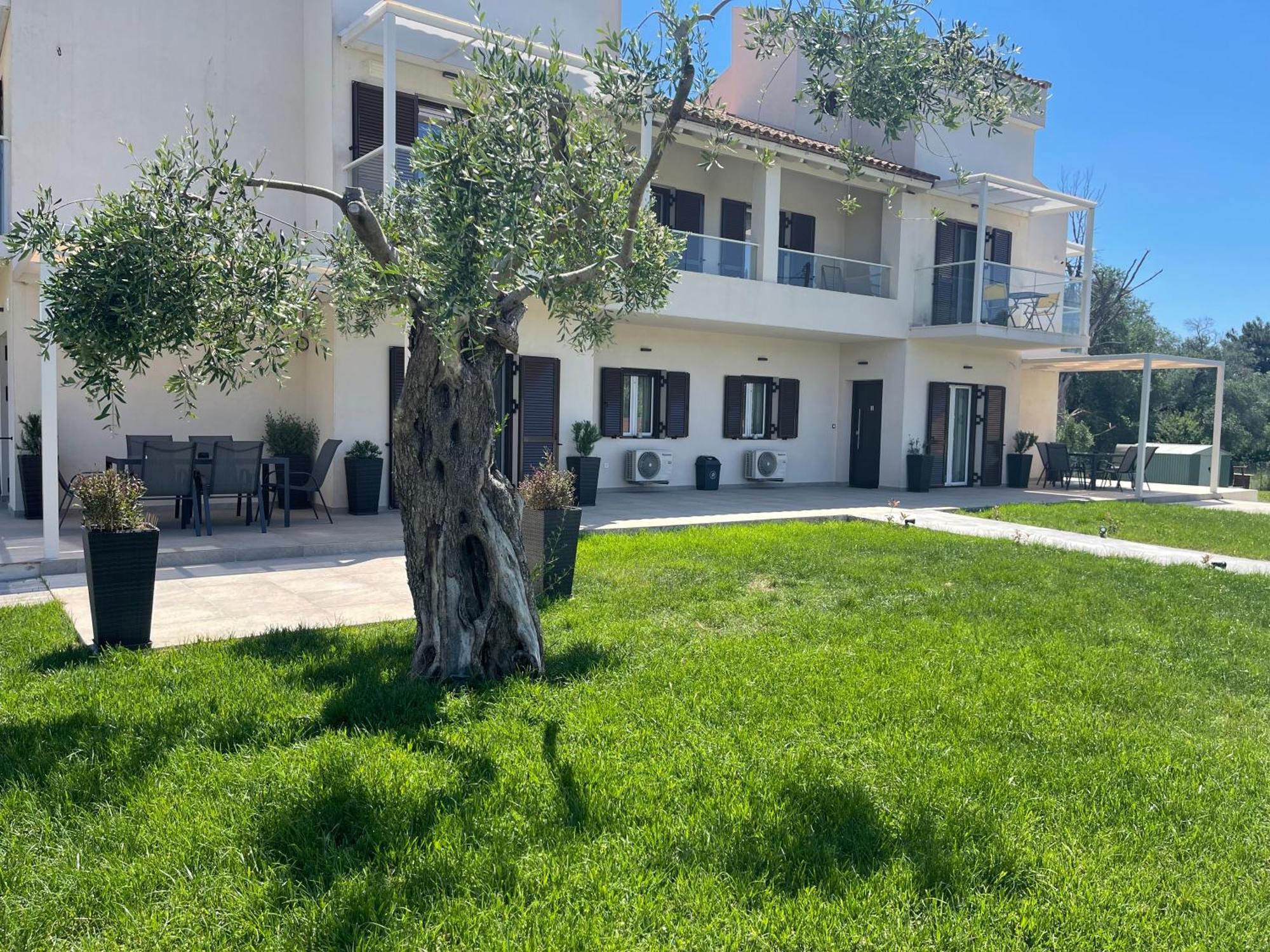 Villa Rodelia 1 Roda  Buitenkant foto